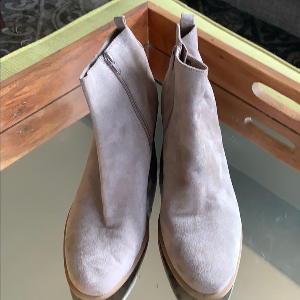 Faux Suede booties size 10 - Picture 6 of 8